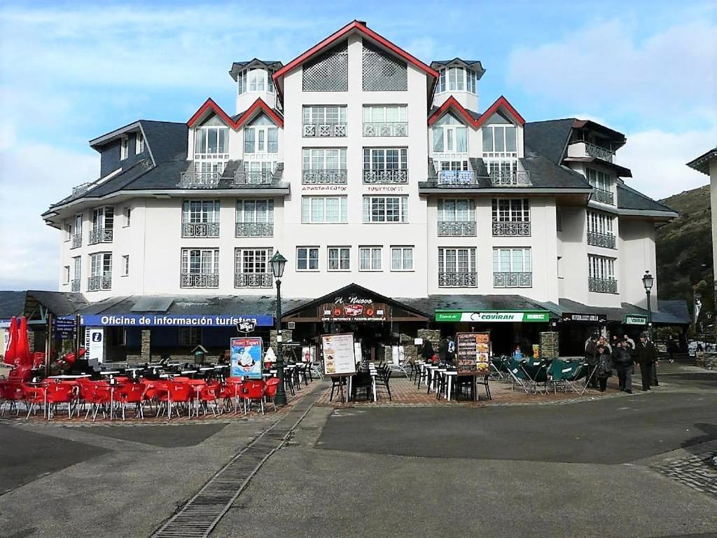 Ski & Snow Apartmentos By Todosierranevada - Plaza Principal Junto A Los Telecabinas 시에라네바다 외부 사진