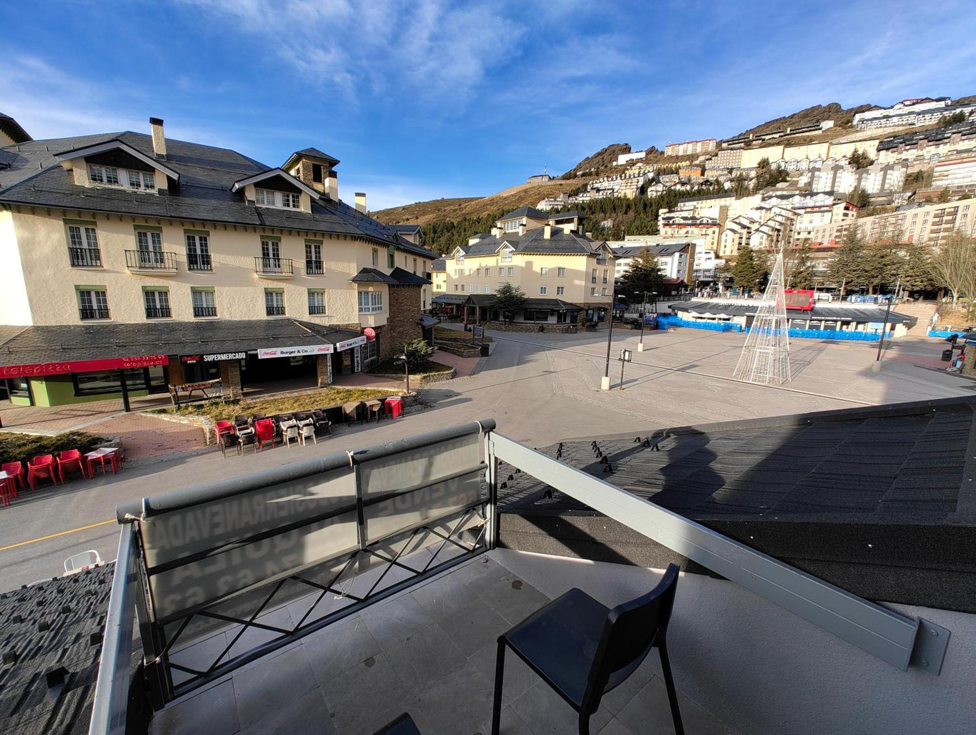 Ski & Snow Apartmentos By Todosierranevada - Plaza Principal Junto A Los Telecabinas 시에라네바다 외부 사진